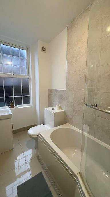 Suite 1- Luxury 1 Bed Apt- Leicester City- Free Parking Exteriör bild